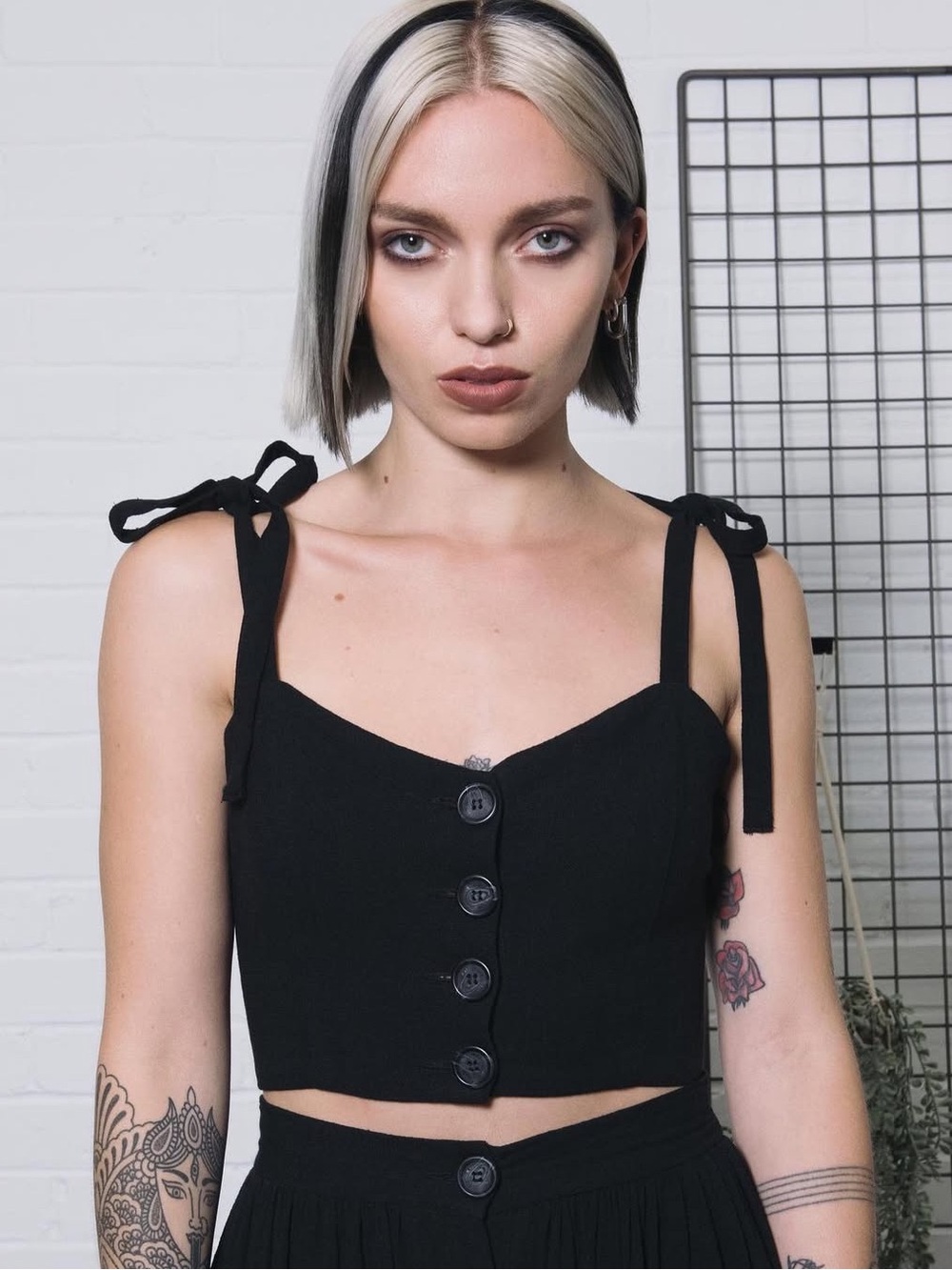🖤SOLD🖤 Mary Wyatt London | Sister Mary Multi Way Top - Picture 2 of 15